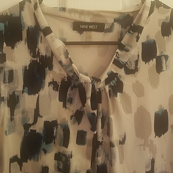 Nine West sleeveless top - Picture 2 of 4